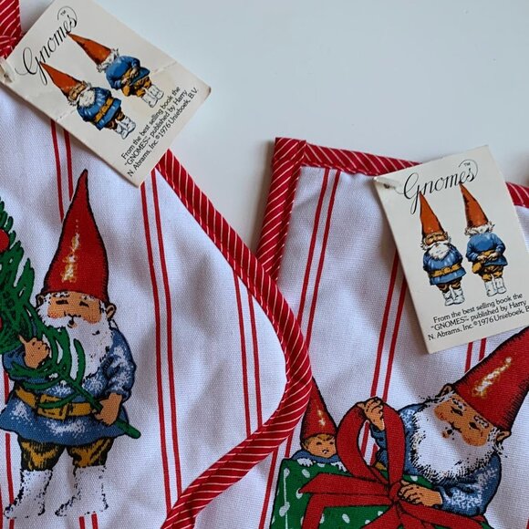 Vintage 1979 Unieboek Gnome Ornament Holiday Potholder Trivet - Picture 2 of 4